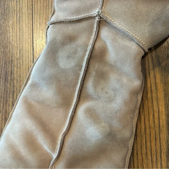 Women's Tan Knee-High Boots - Picture 5 of 7
